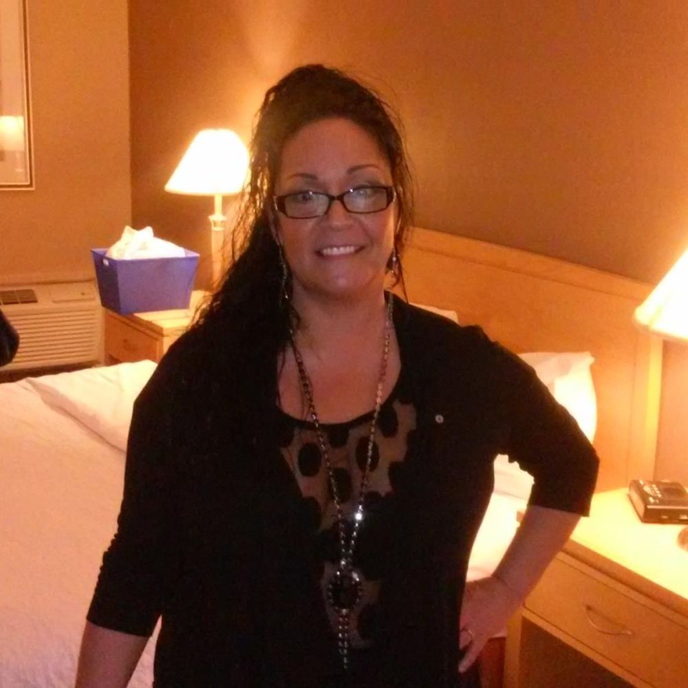 Meet your Posher, Lori